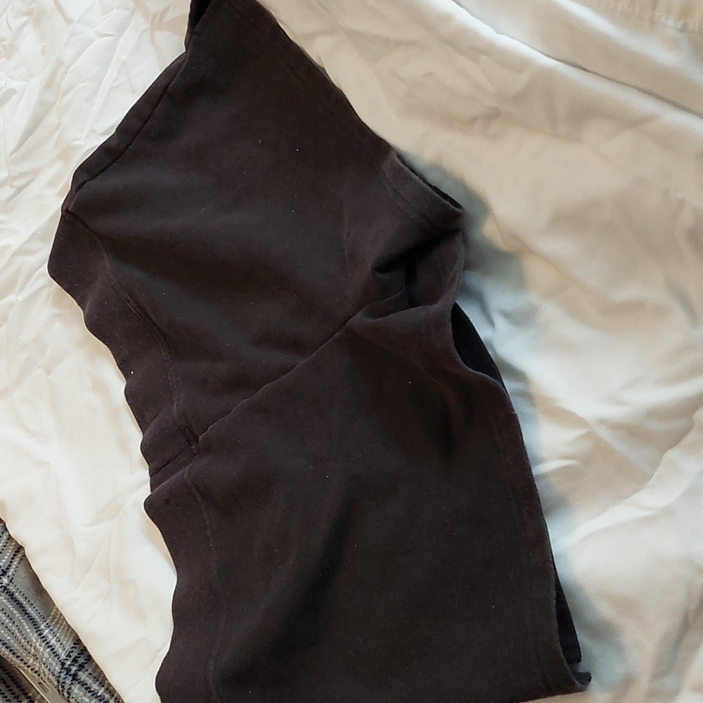 Shorts - Picture 2 of 3